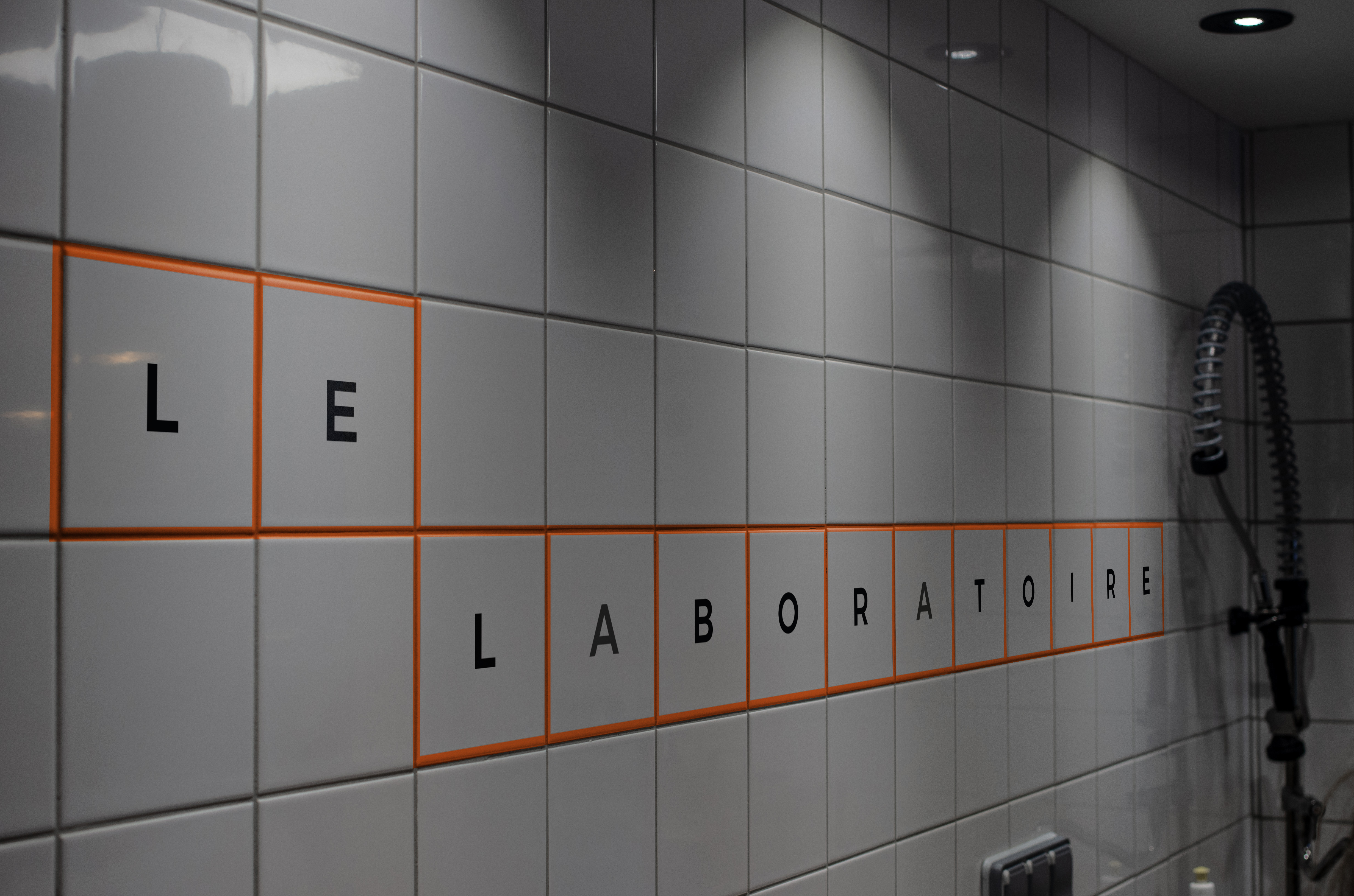 HTML5 Bootstrap Template by colorlib.com